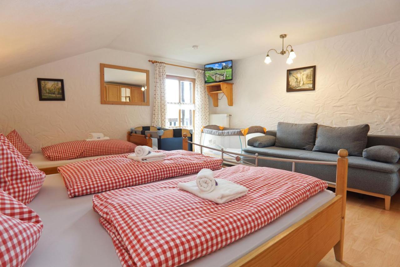 Feriengut Zum Fuerst'N Mit Aussenwhirlpool Und Sauna Eppenschlag Bagian luar foto